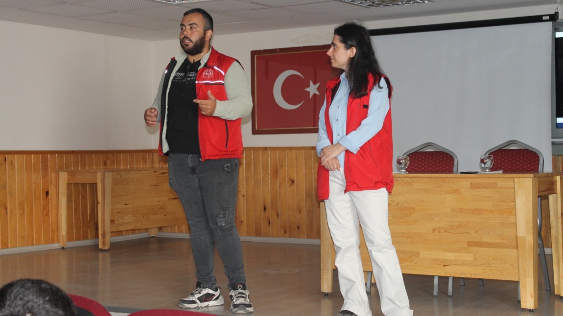 GENÇLİK MERKEZİ ÇEP ÖĞRENCİLERİYLE BULUŞTU